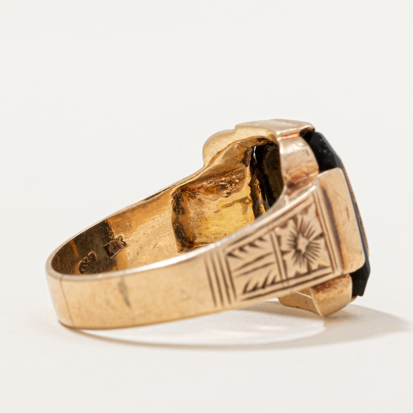 Onyx Signet Ring | 2.90ct | SZ 9.75 |