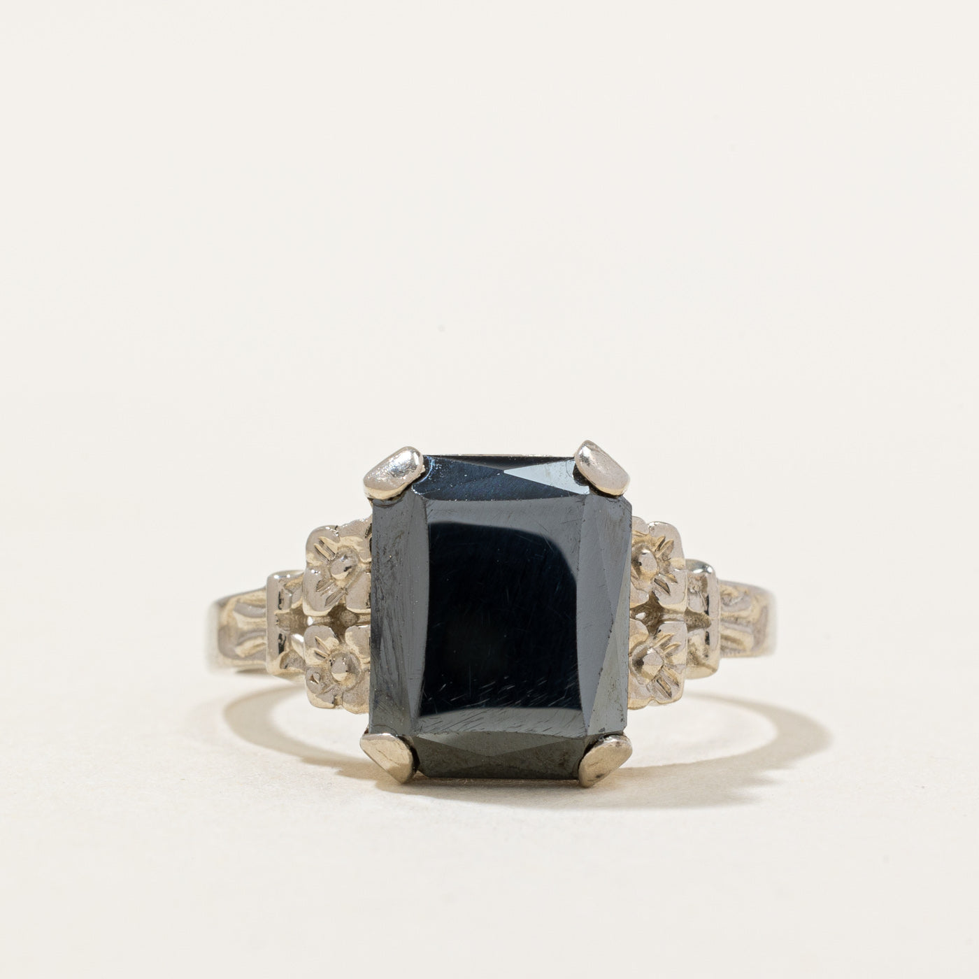 Hematite Ring | 2.50ct | SZ 6 |