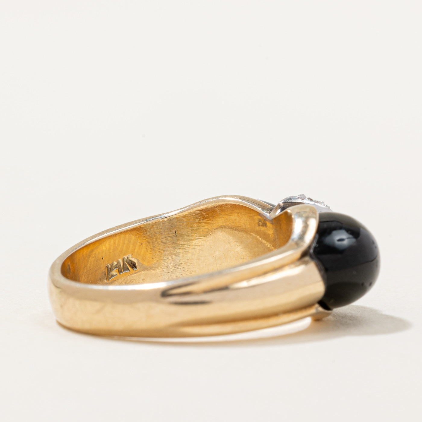 Onyx & Diamond Cocktail Ring | 5.00ctw, 0.10ctw | SZ 7 |