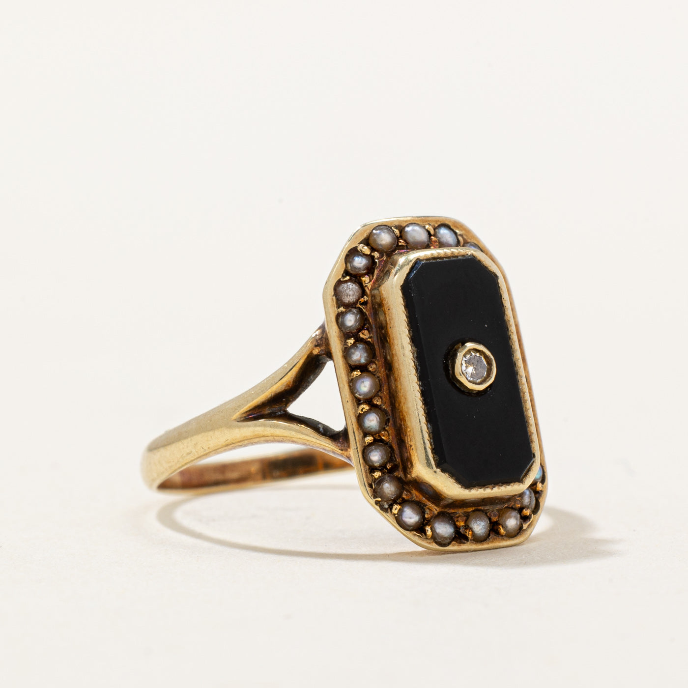 Onyx, Seed Pearl & Diamond Ring | 0.40ct, 0.05ct | SZ 4.5 |