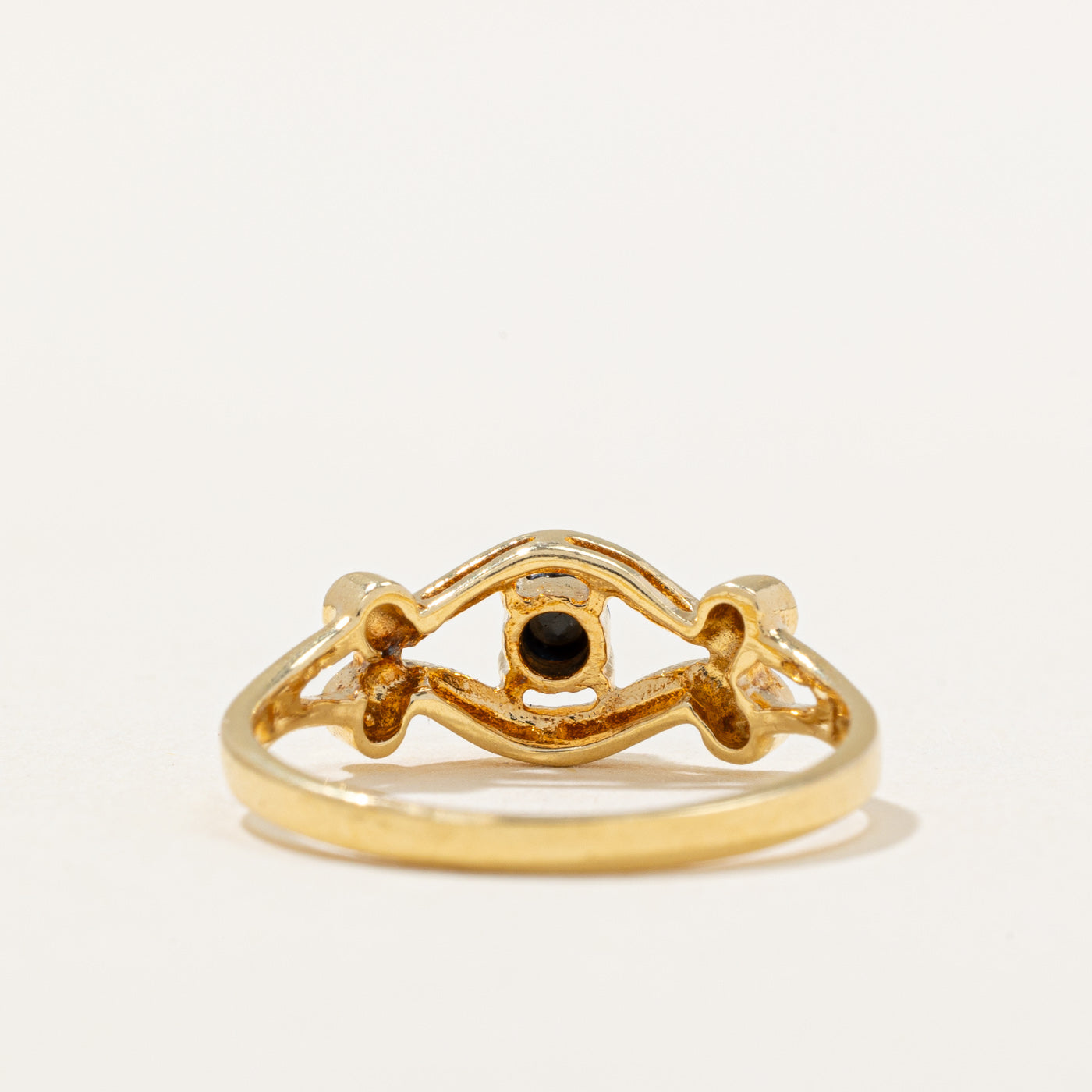 Onyx Cabochon Ring | 0.12ct | SZ 6.25 |