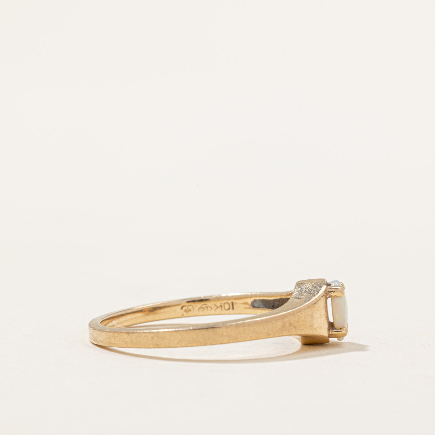 Bague en opale | 0,13 ct | Taille 6 |