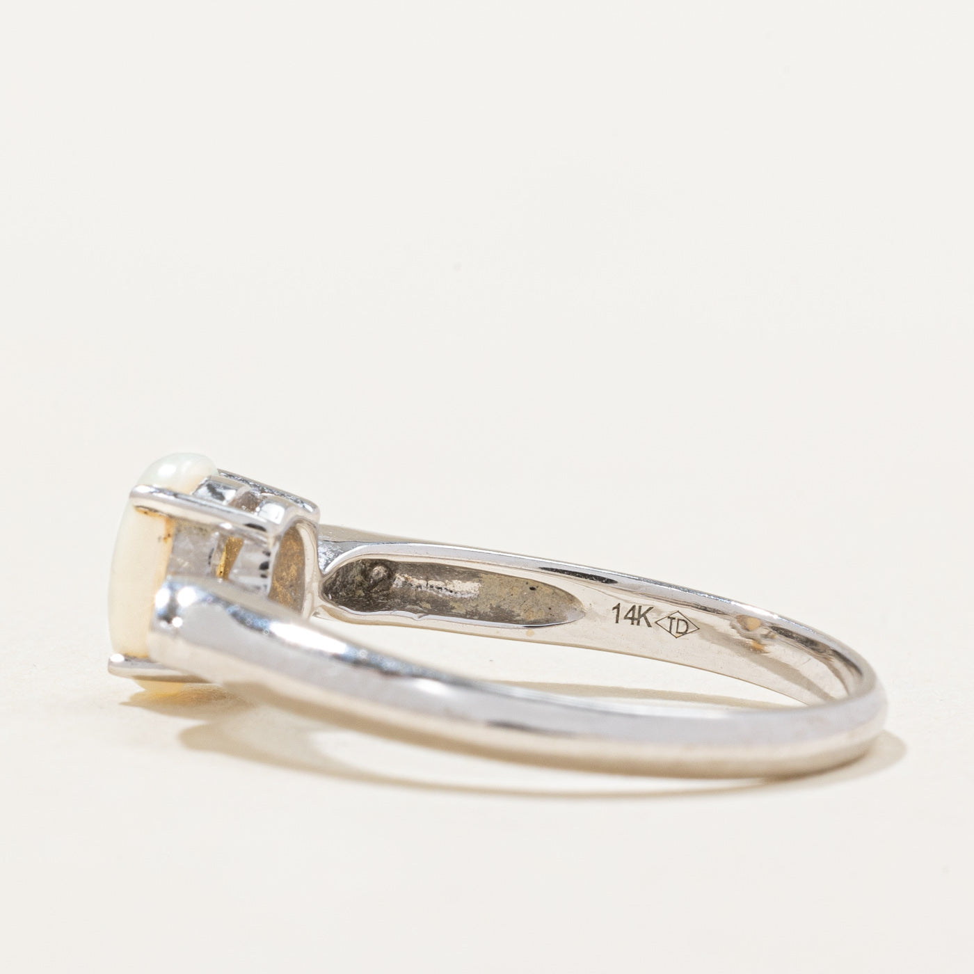 Opal & Diamond Ring | 0.41ct, 0.02ctw | SZ 6.75 |
