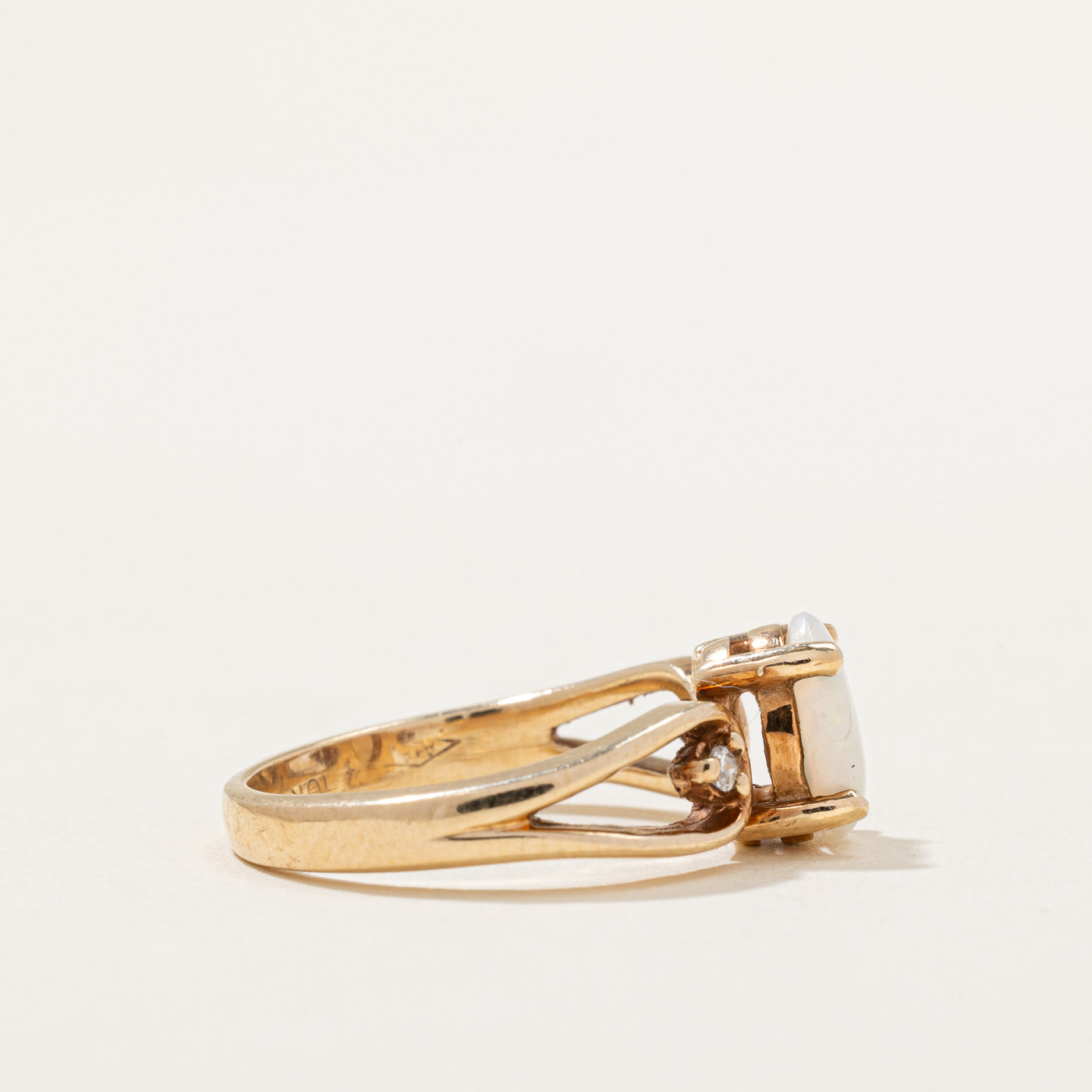 Opal & Diamond Ring | 0.60ct, 0.10ctw | SZ 4.75 |