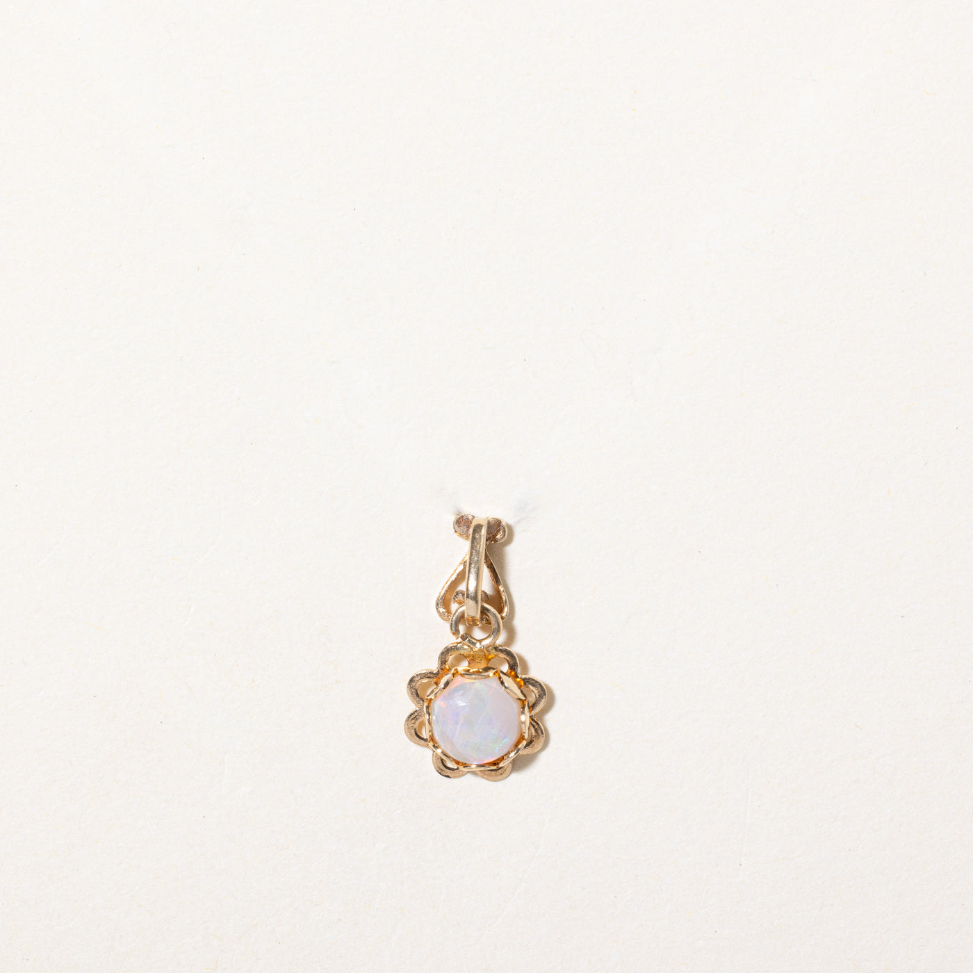 Pendentif en opale 10 carats | 0,36 ct |