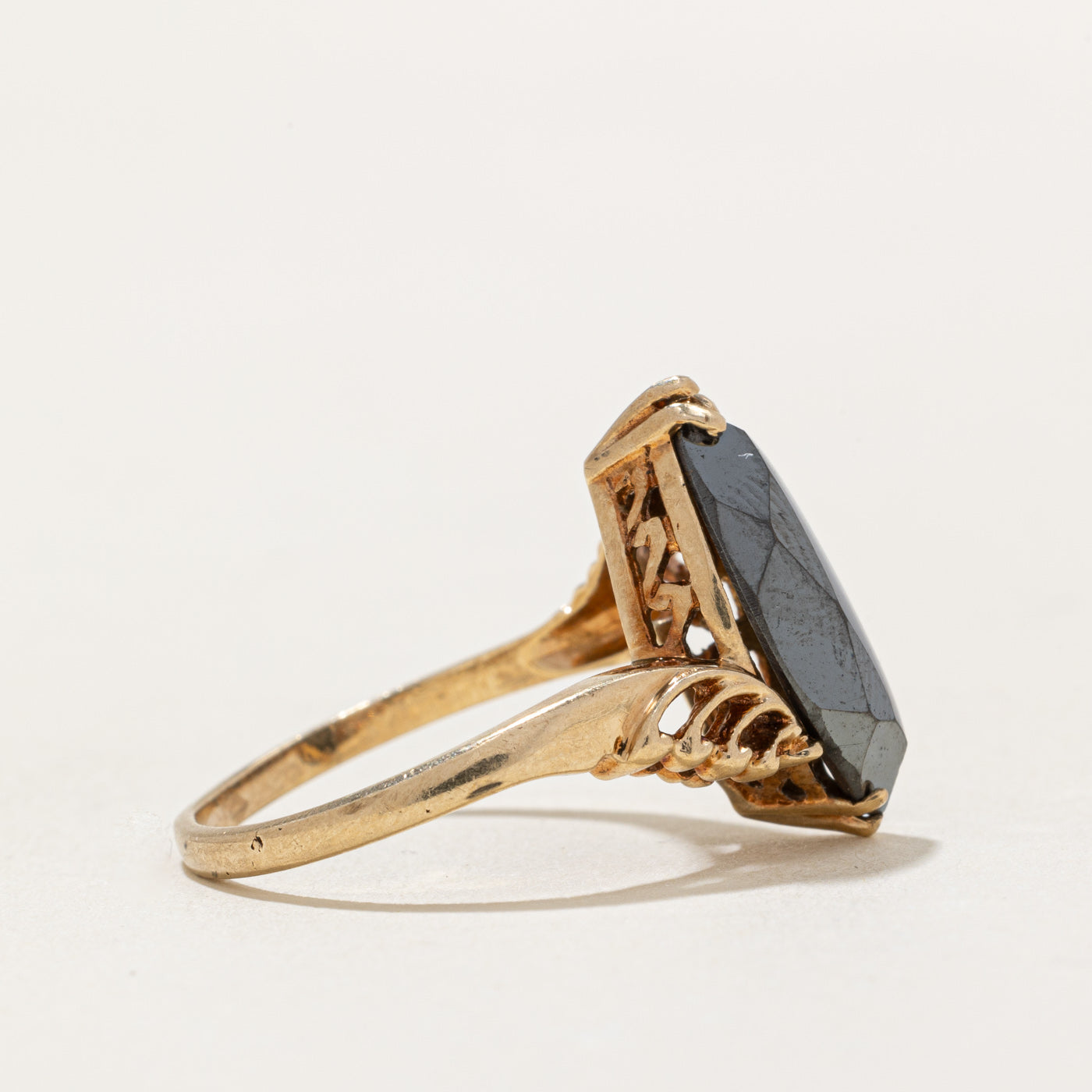 Hematite Marquise Ring | 2.50ct | SZ 6 |
