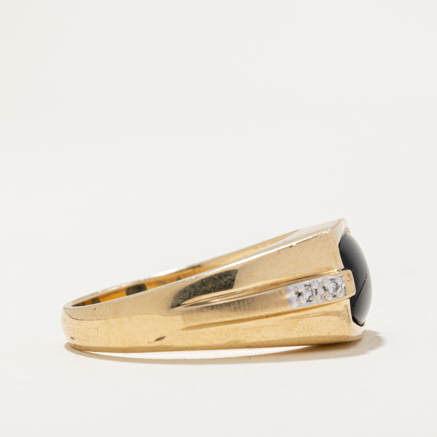 Onyx & Diamond Ring | 1.60ct, 0.02ctw | SZ 10.5 |
