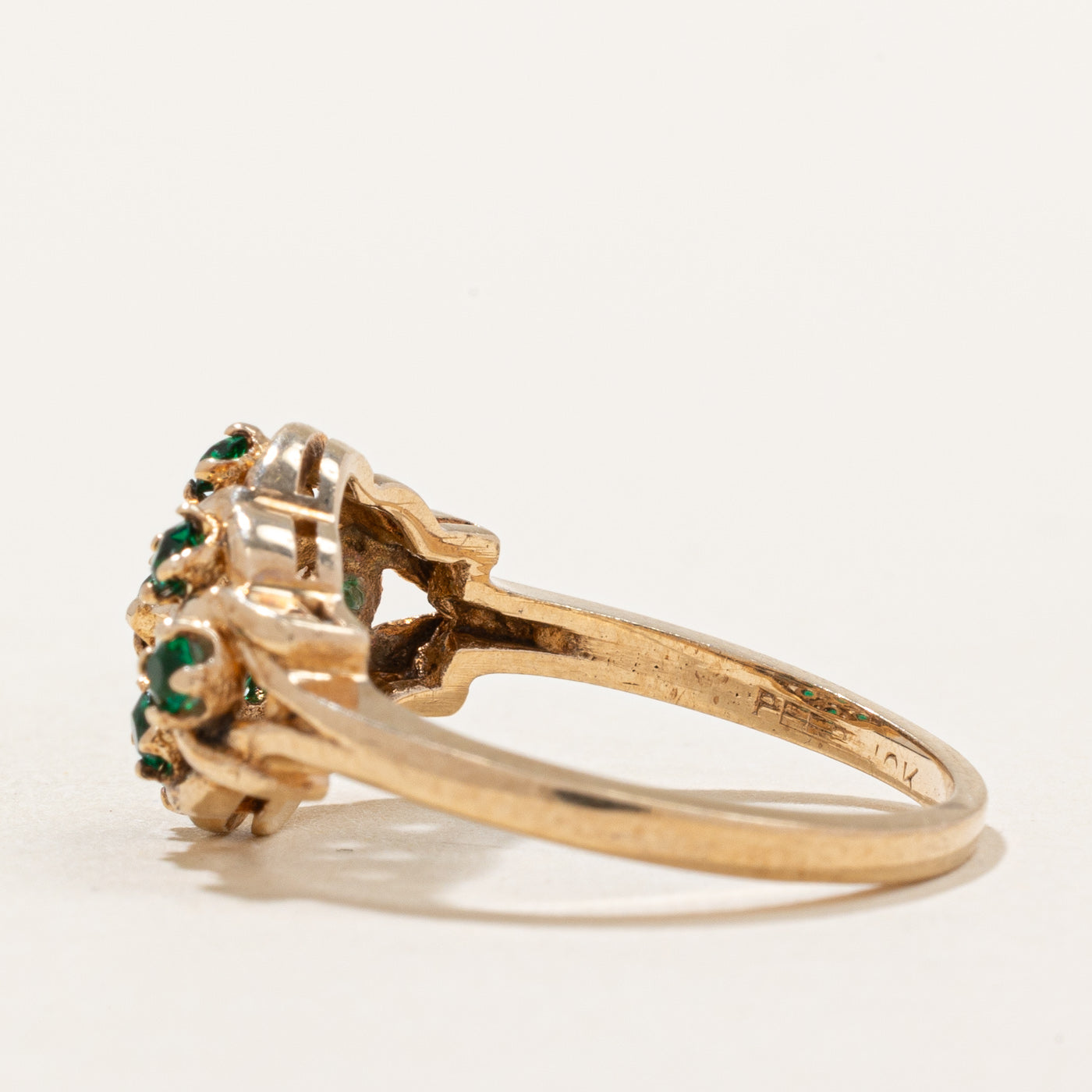 Green Glass Cocktail Ring | SZ 5.75 |