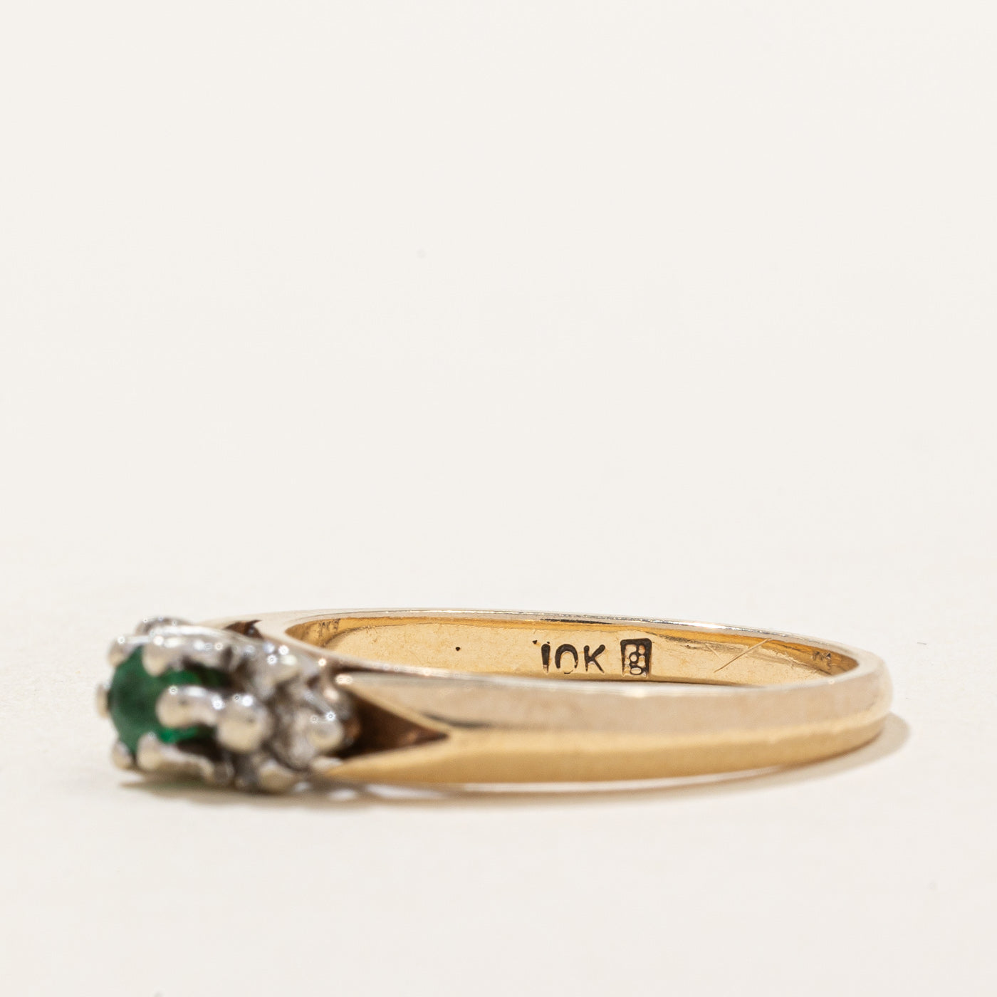Diamond & Emerald Ring | 0.10ctw, 0.06ct | SZ 6.25 |
