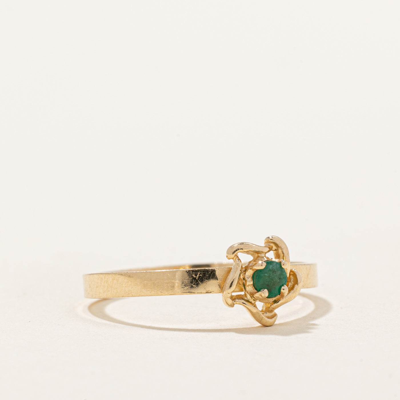 Bague Étoile Émeraude | 0,04 ct | Taille 6,75 |