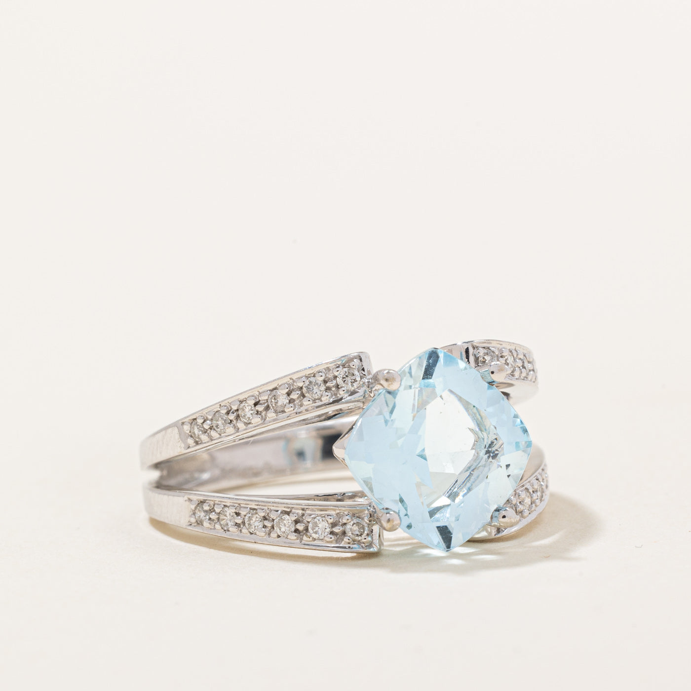 Topaz & Diamond Cocktail Ring | 2.20ct, 0.11ctw | SZ 6.25 |