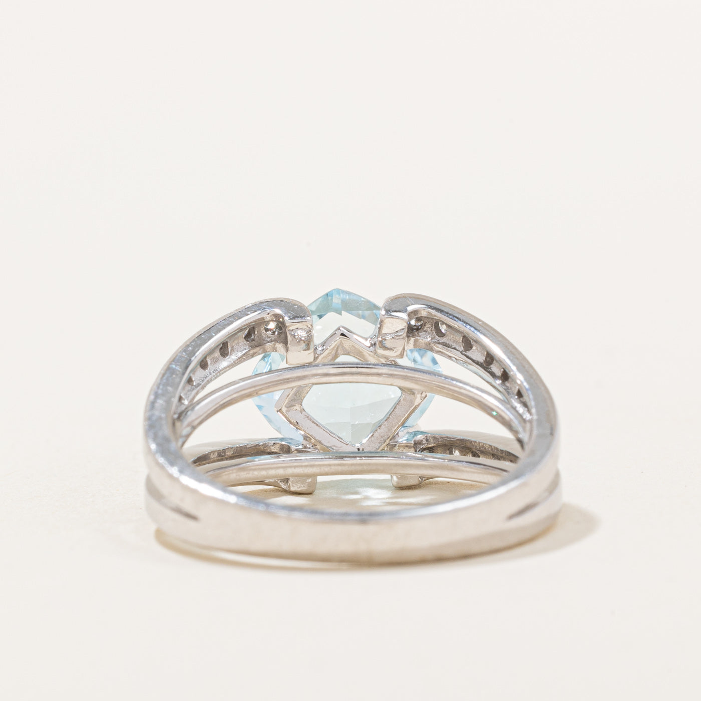Topaz & Diamond Cocktail Ring | 2.20ct, 0.11ctw | SZ 6.25 |