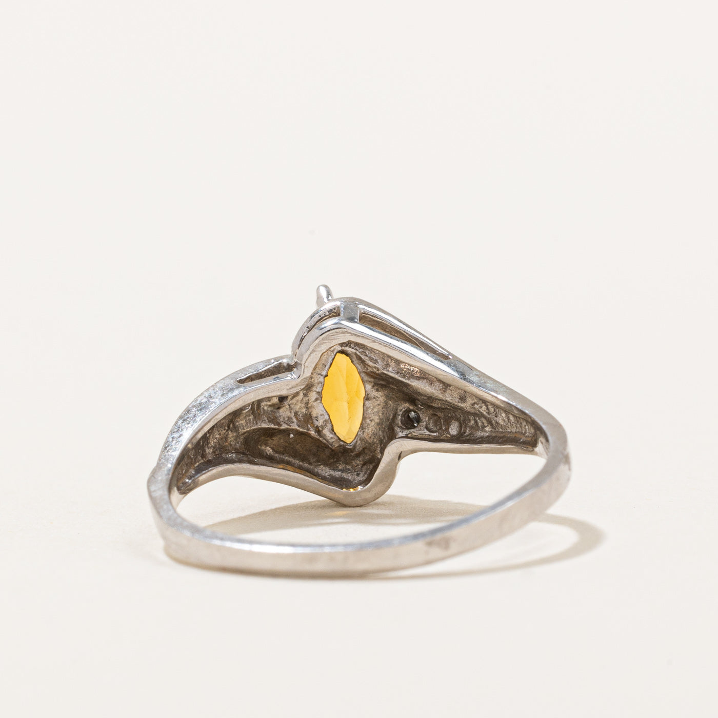 Citrine & Diamond Ring | 0.40ct, 0.01ctw | SZ 6 |