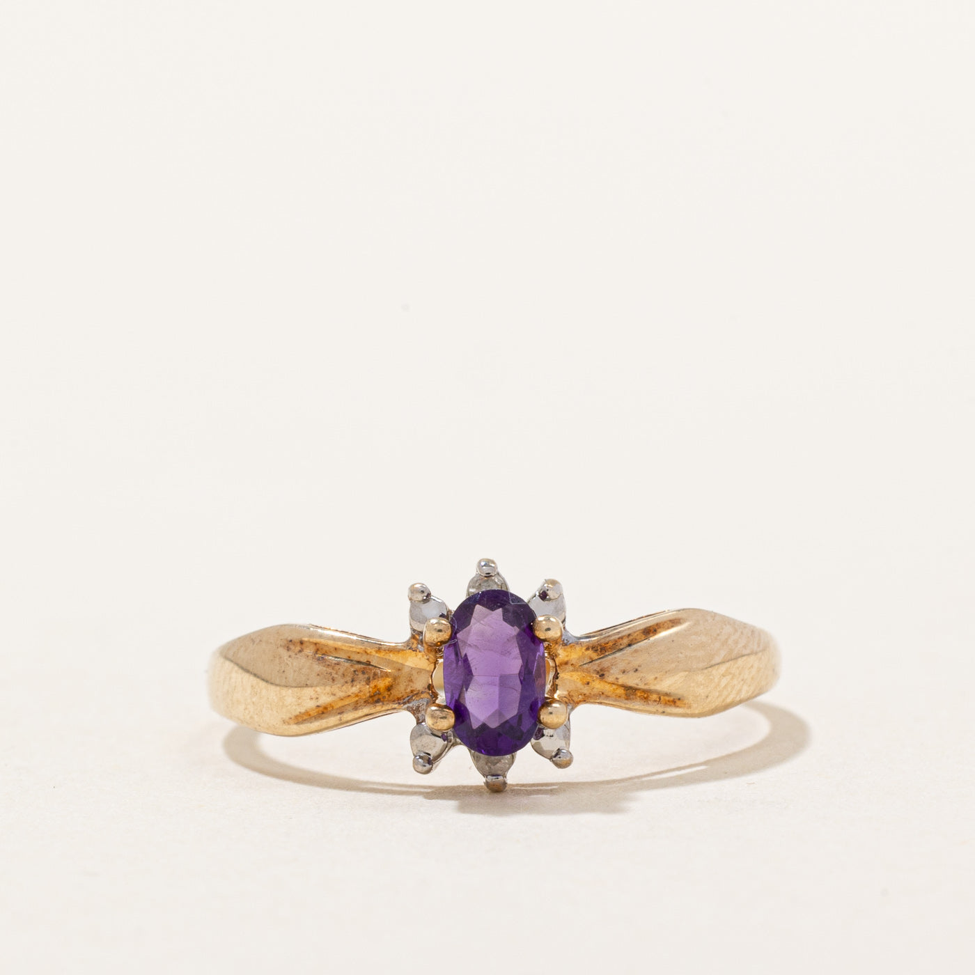 Amethyst & Diamond Ring | 0.16ct, 0.01ctw | SZ 6 |