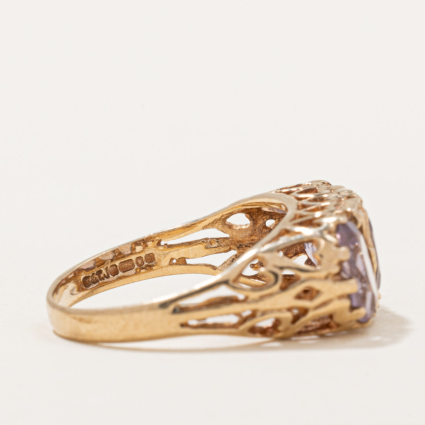 Bague cocktail trois pierres en améthyste, Londres, 1988 | 1,50 ct | Taille 6 |