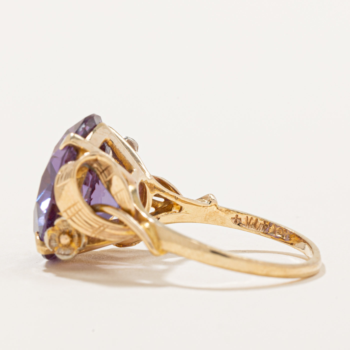 Synthetic Colour Change Sapphire Cocktail Ring | 8.86ct | SZ 6.5 |