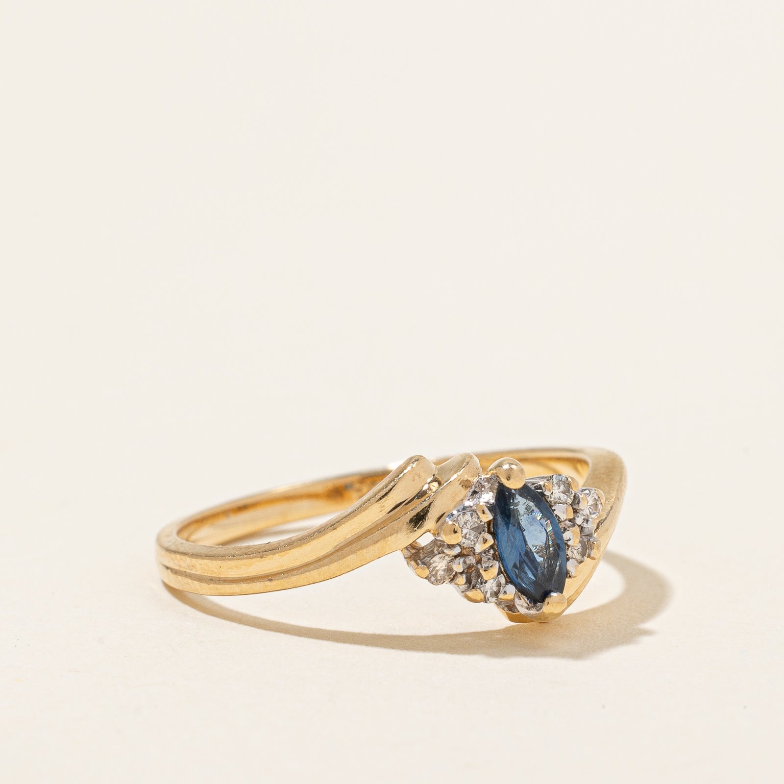 Blue Sapphire & Diamond Ring | 0.12ct, 0.05ctw | SZ 6.75 |