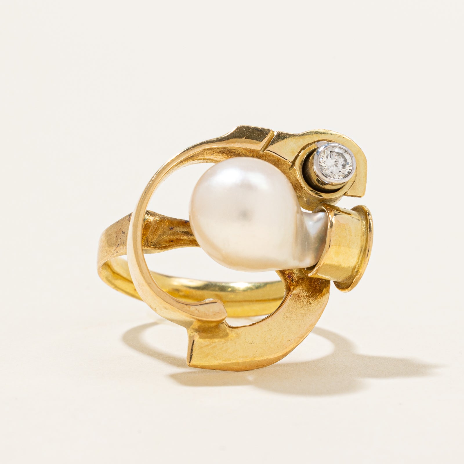 Cultured Pearl & Diamond Cocktail Ring | 5.00ct, 0.07ct | SZ 5.5 |