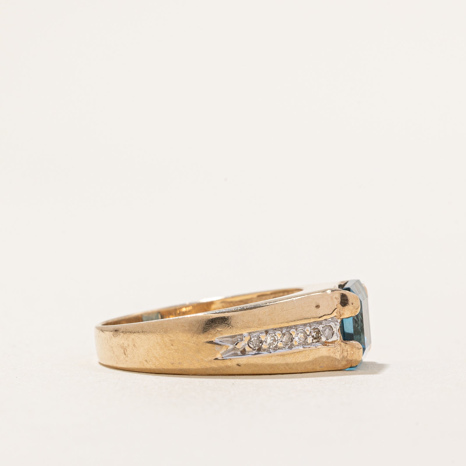 Blue Topaz & Diamond Ring | 1.80ct, 0.06ctw | SZ 7.25 |