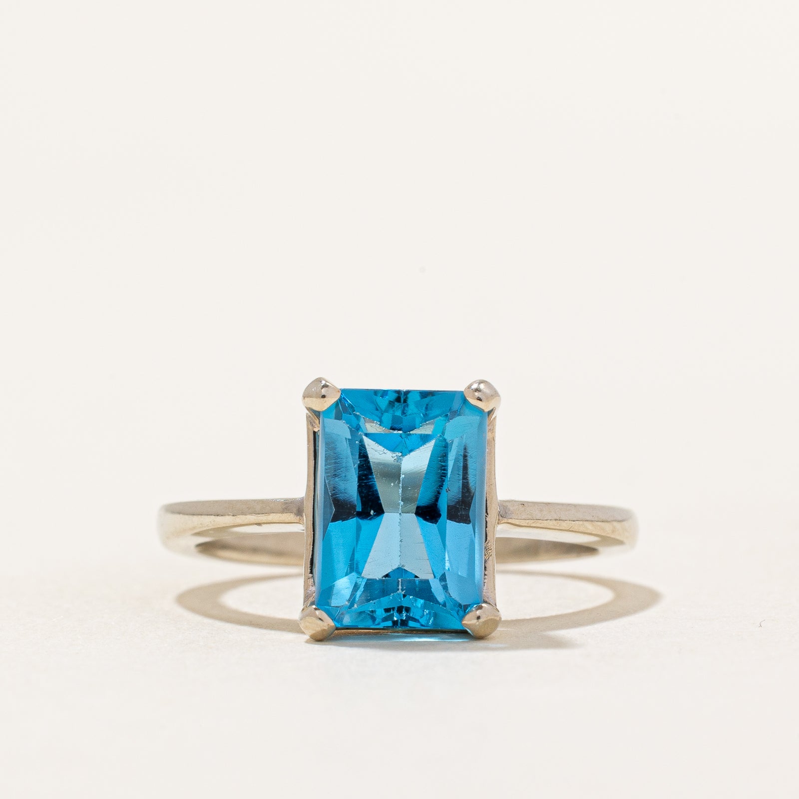 Bague en topaze bleue | 3,00 ct | Taille 5,25 |