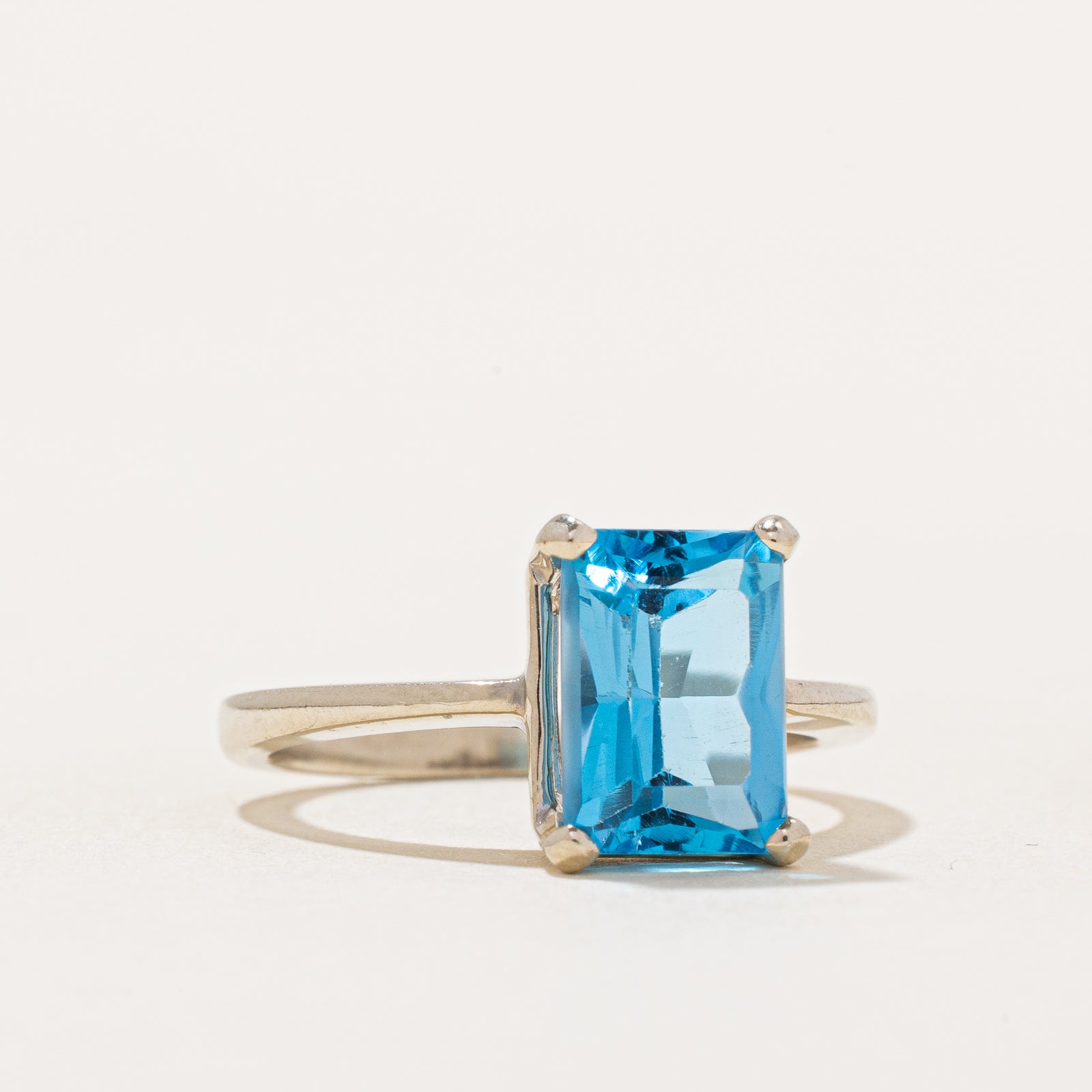 Bague en topaze bleue | 3,00 ct | Taille 5,25 |