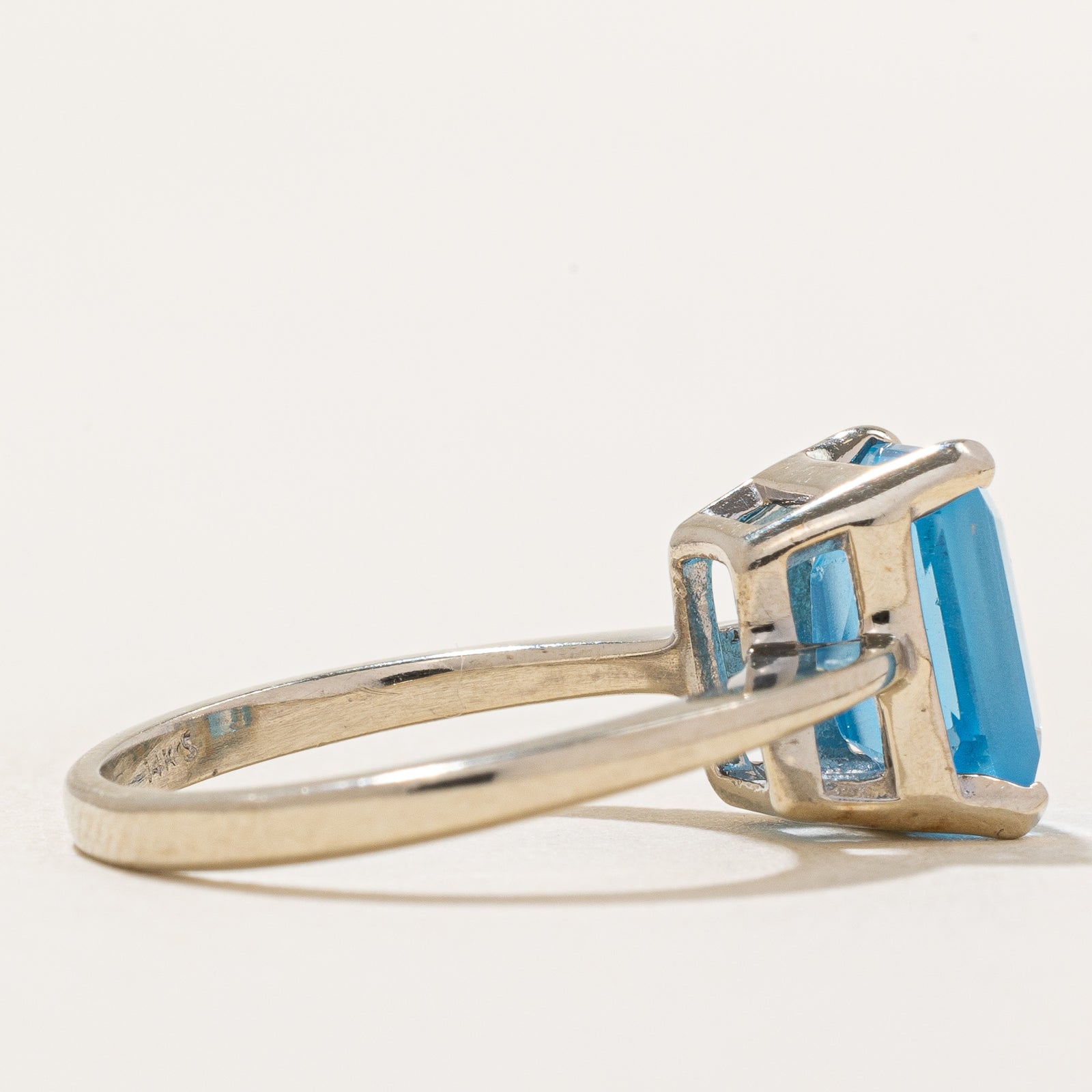 Bague en topaze bleue | 3,00 ct | Taille 5,25 |