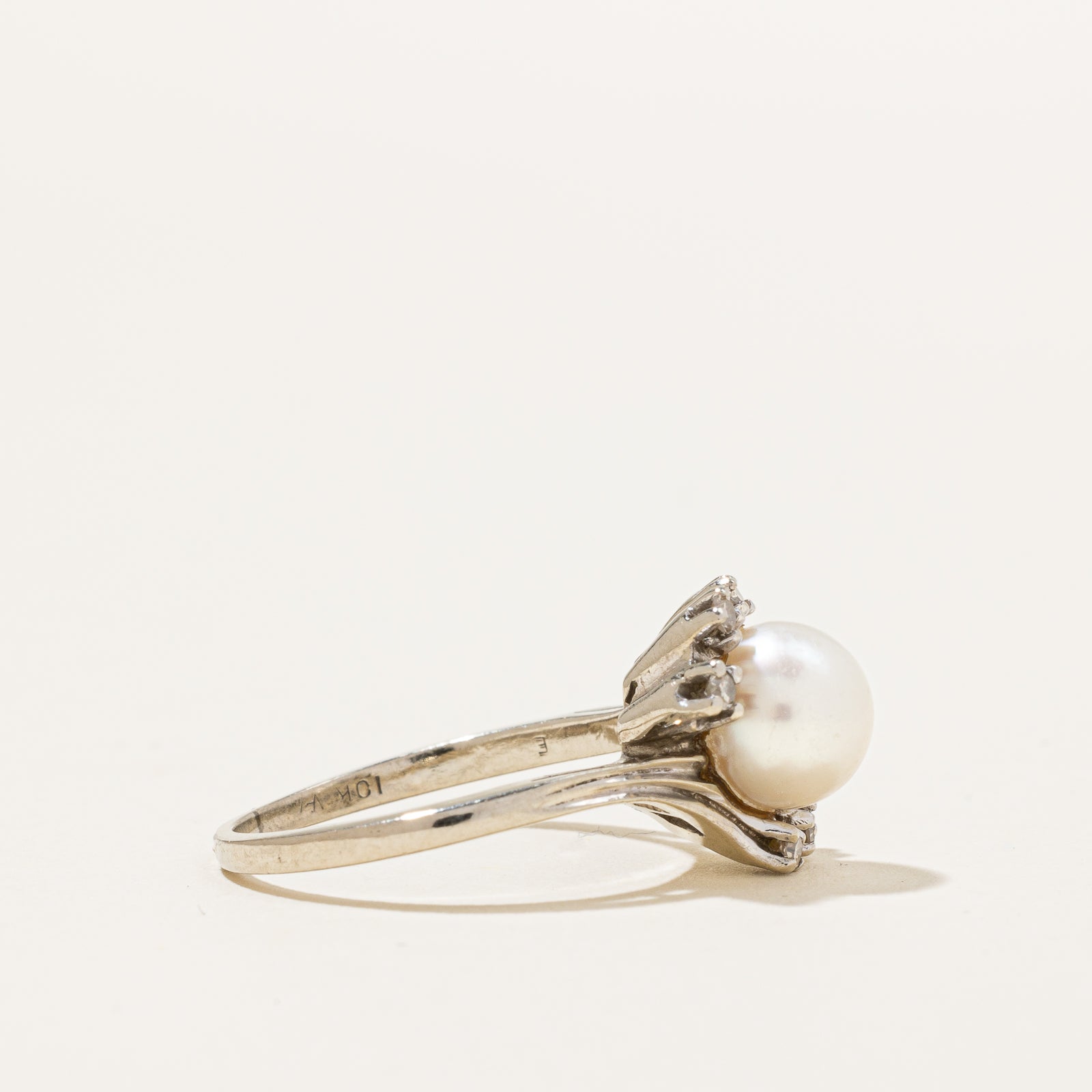 Cultured Pearl & Diamond Ring | 3.00ct, 0.12ctw | SZ 6.5 |