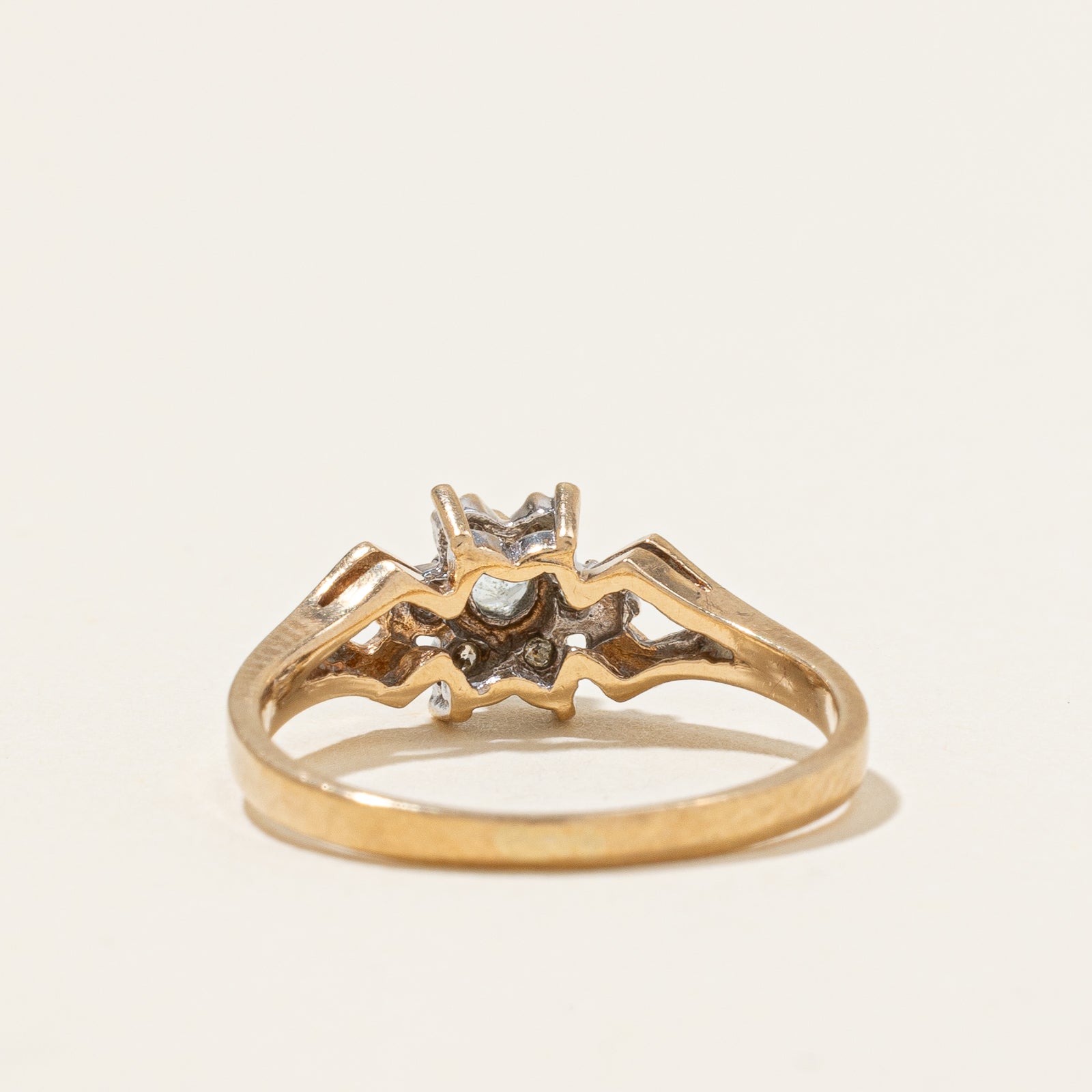 Aquamarine & Diamond Flower Ring | 0.06ct, 0.03ctw | SZ 4.75 |