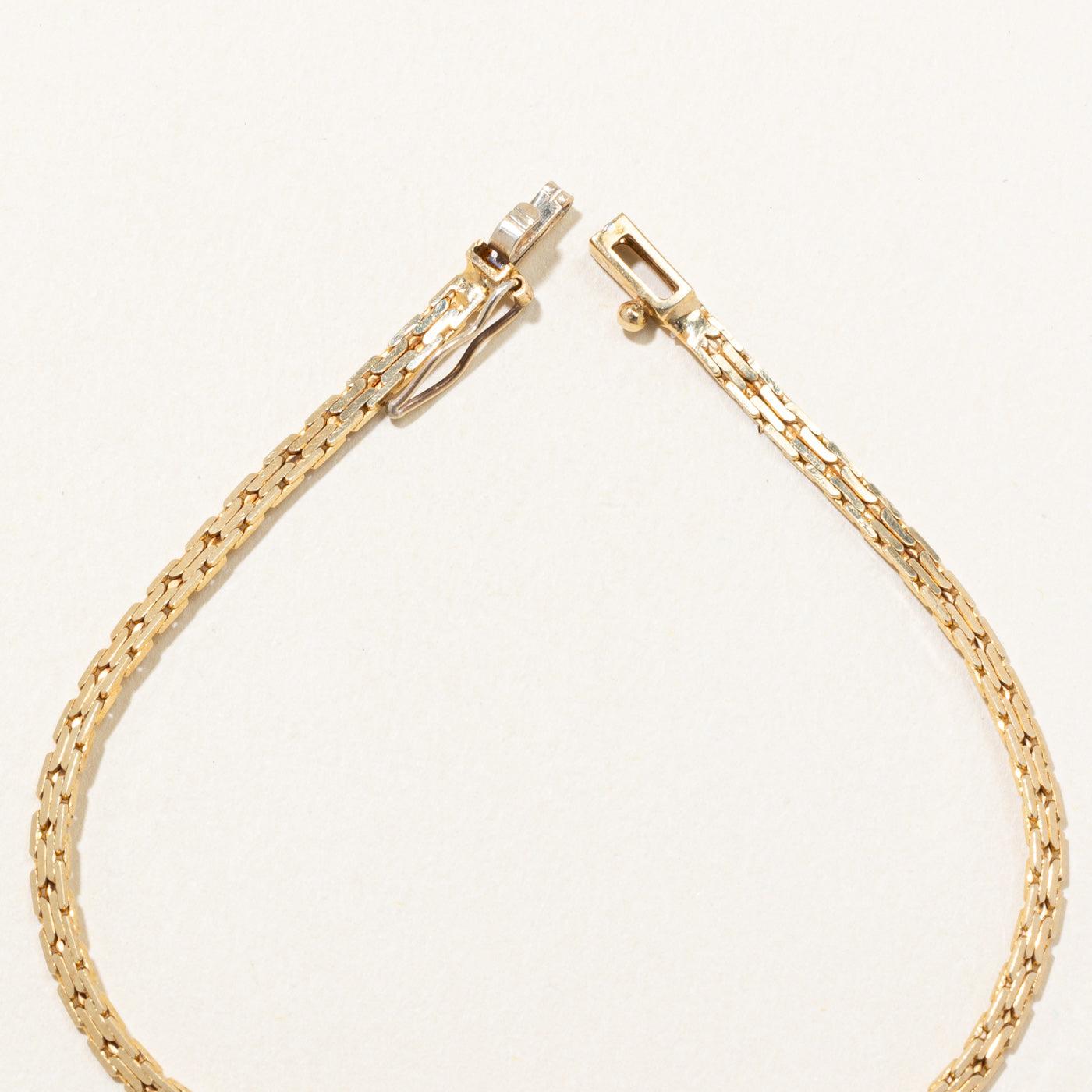 Sapphire & Diamond Pendant Bracelet | 0.75ctw, 0.11ctw | 7" |