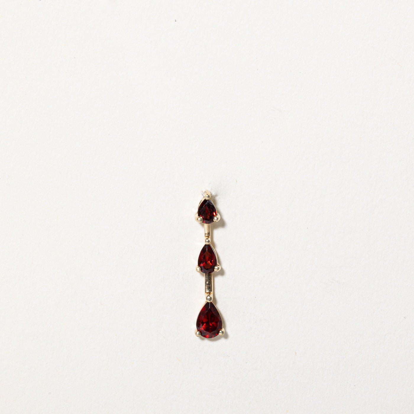 Pendentif en grenat en forme de goutte | 1,00 ct |