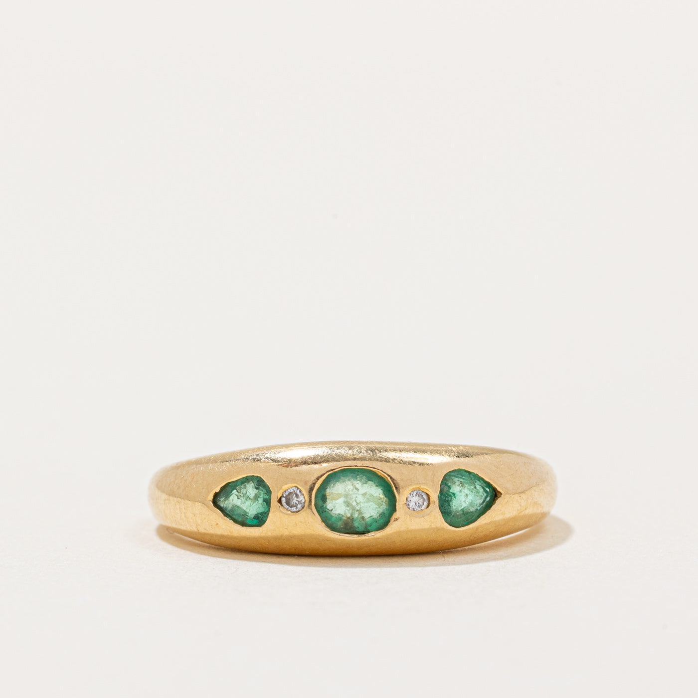Flush Set Emerald & Diamond Ring | 0.20ctw, 0.01ctw | SZ 6.5 |