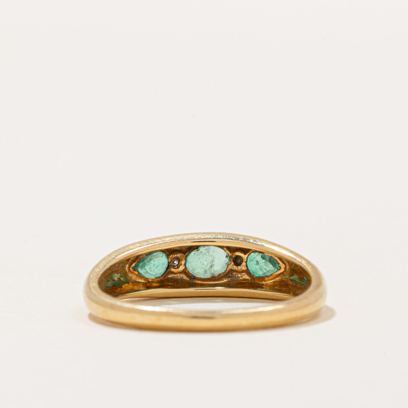 Flush Set Emerald & Diamond Ring | 0.20ctw, 0.01ctw | SZ 6.5 |