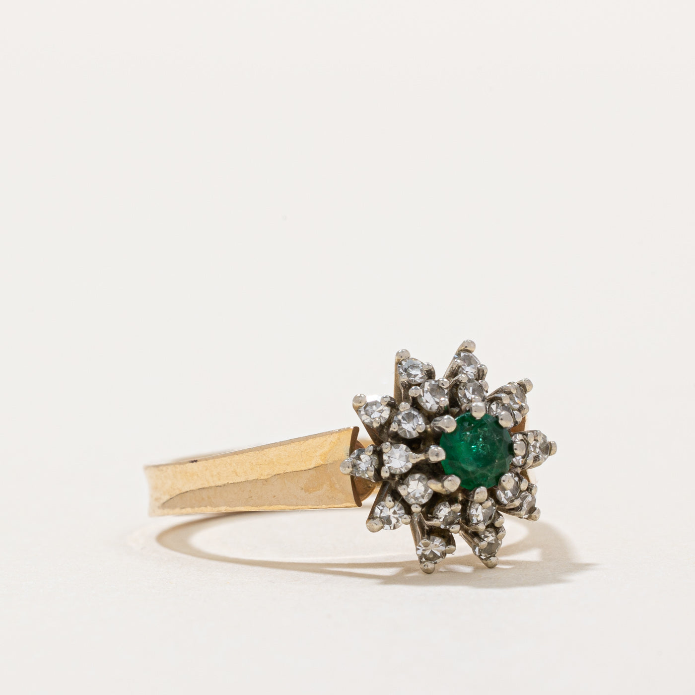 Emerald & Diamond Cluster Ring | 0.15ct, 0.20ctw | SZ 6 |