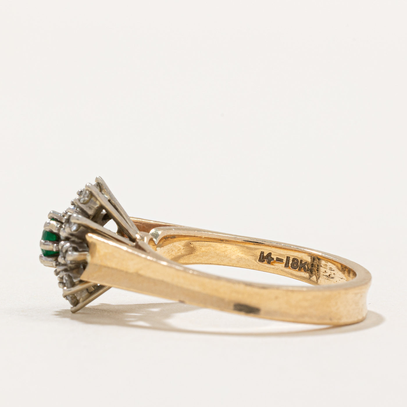 Emerald & Diamond Cluster Ring | 0.15ct, 0.20ctw | SZ 6 |