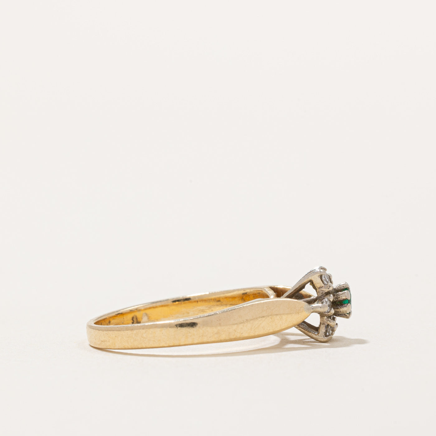 Diamond & Emerald Ring | 0.05ctw, 0.015ct | SZ 5.25 |
