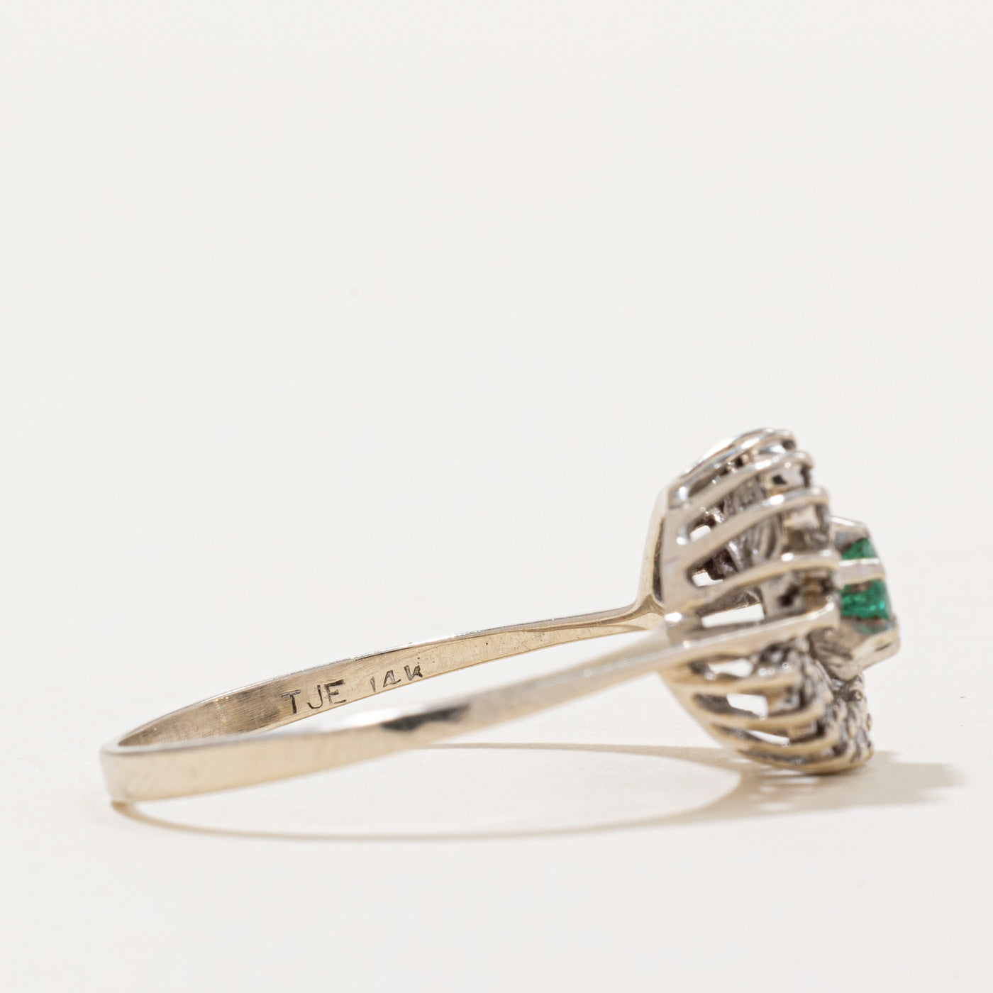 Emerald & Diamond Ring | 0.13ct, 0.10ctw | SZ 7.75 |