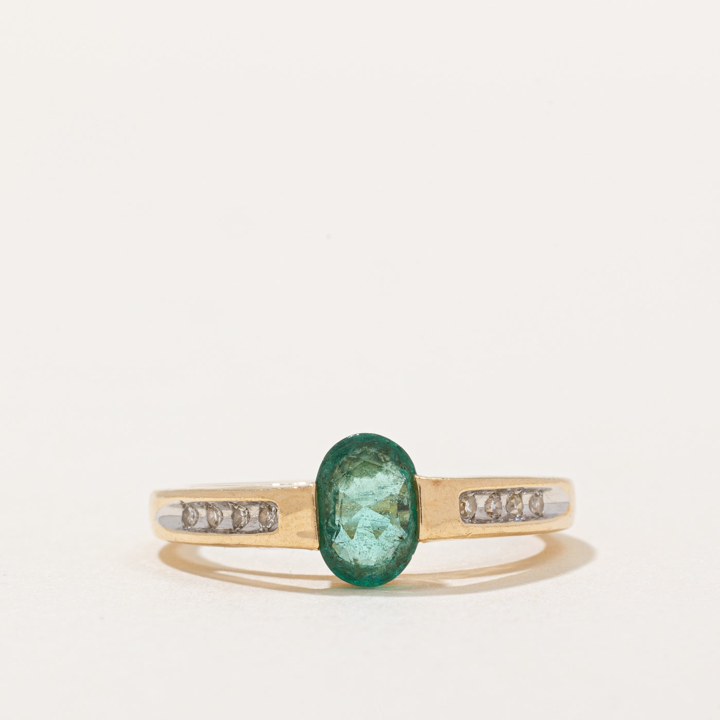 Emerald & Diamond Ring | 0.57ct, 0.03ctw | SZ 6.5 |