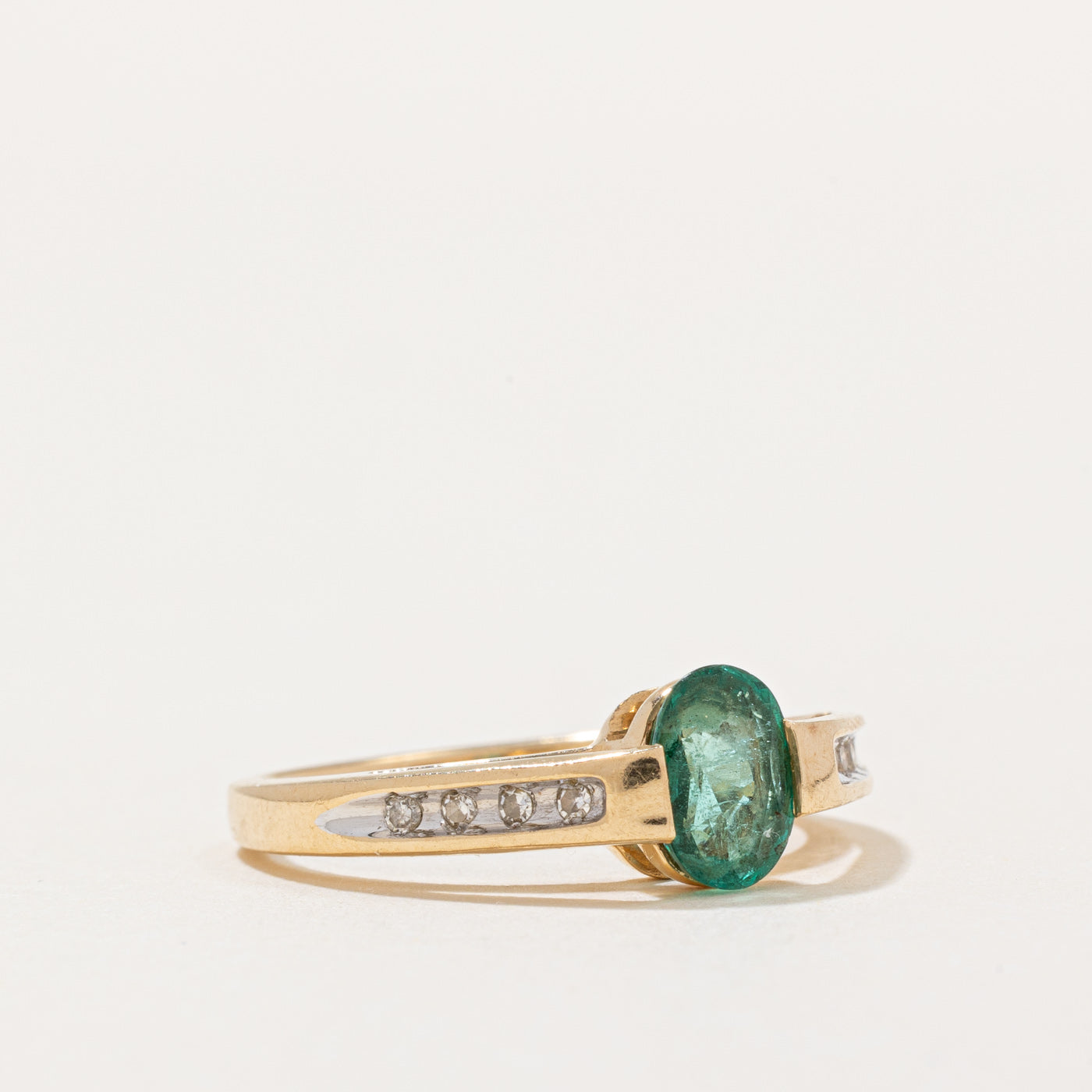 Emerald & Diamond Ring | 0.57ct, 0.03ctw | SZ 6.5 |
