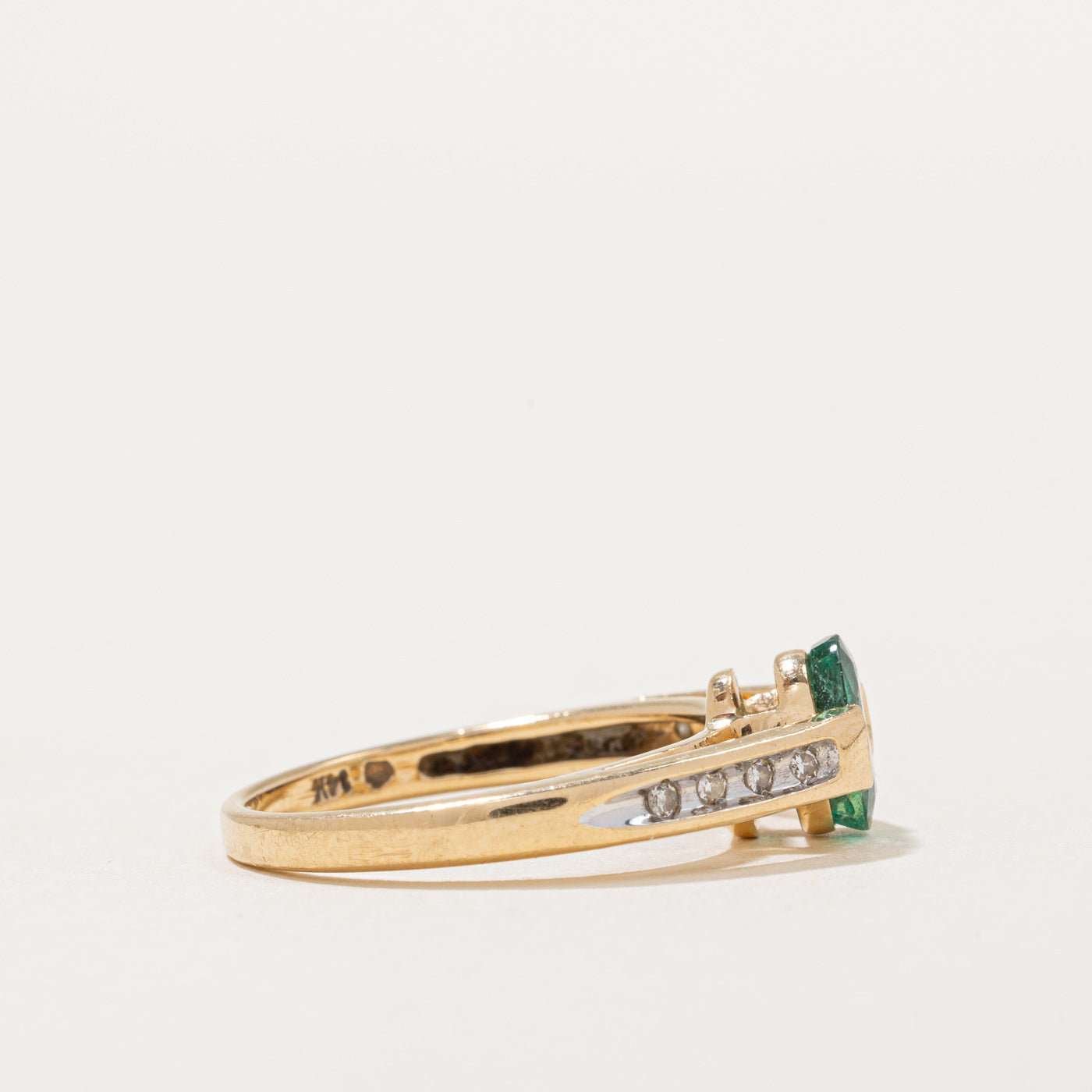 Emerald & Diamond Ring | 0.57ct, 0.03ctw | SZ 6.5 |