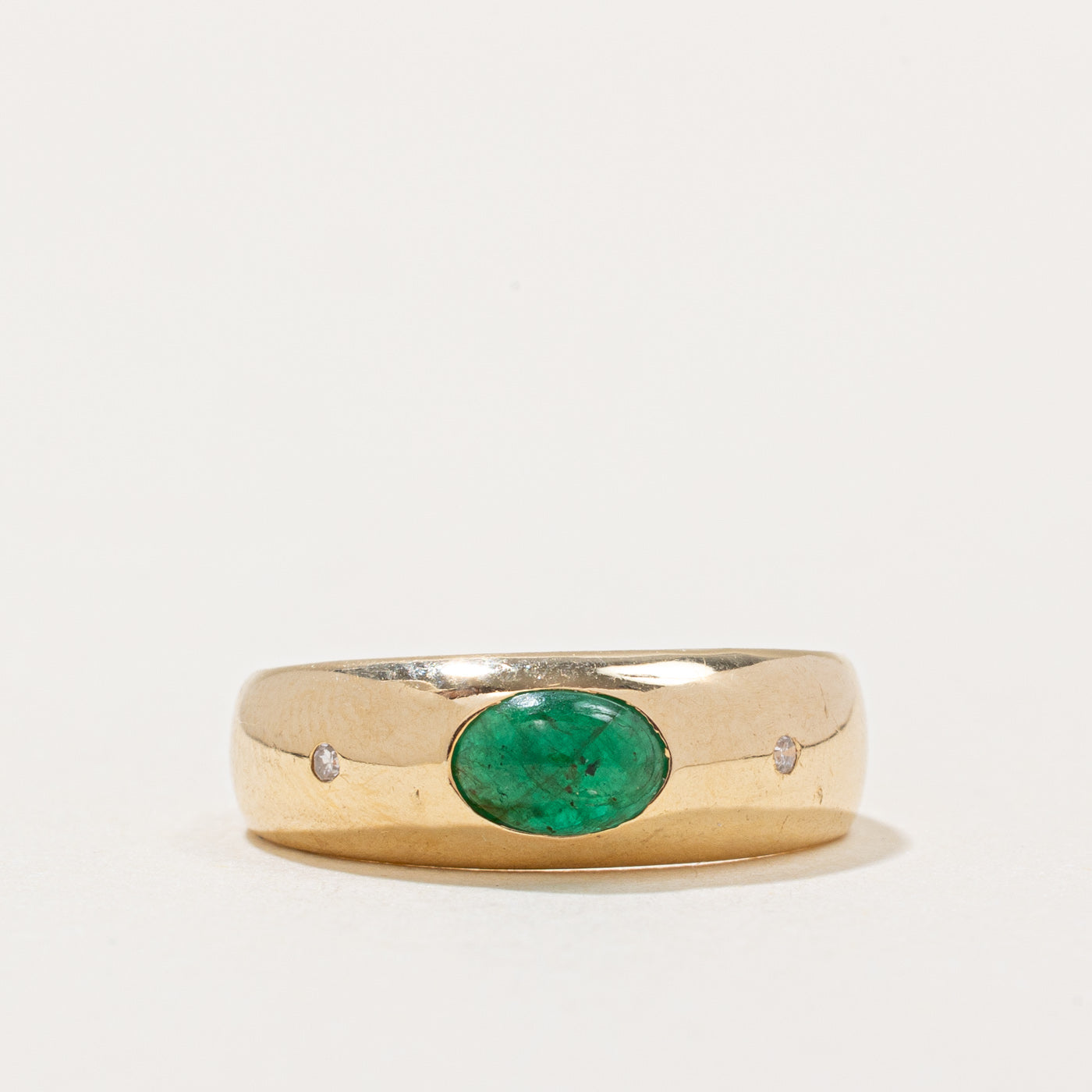 Bague émeraude et diamants | 0,39 ct, 0,01 ct au total | Taille 4,5 |