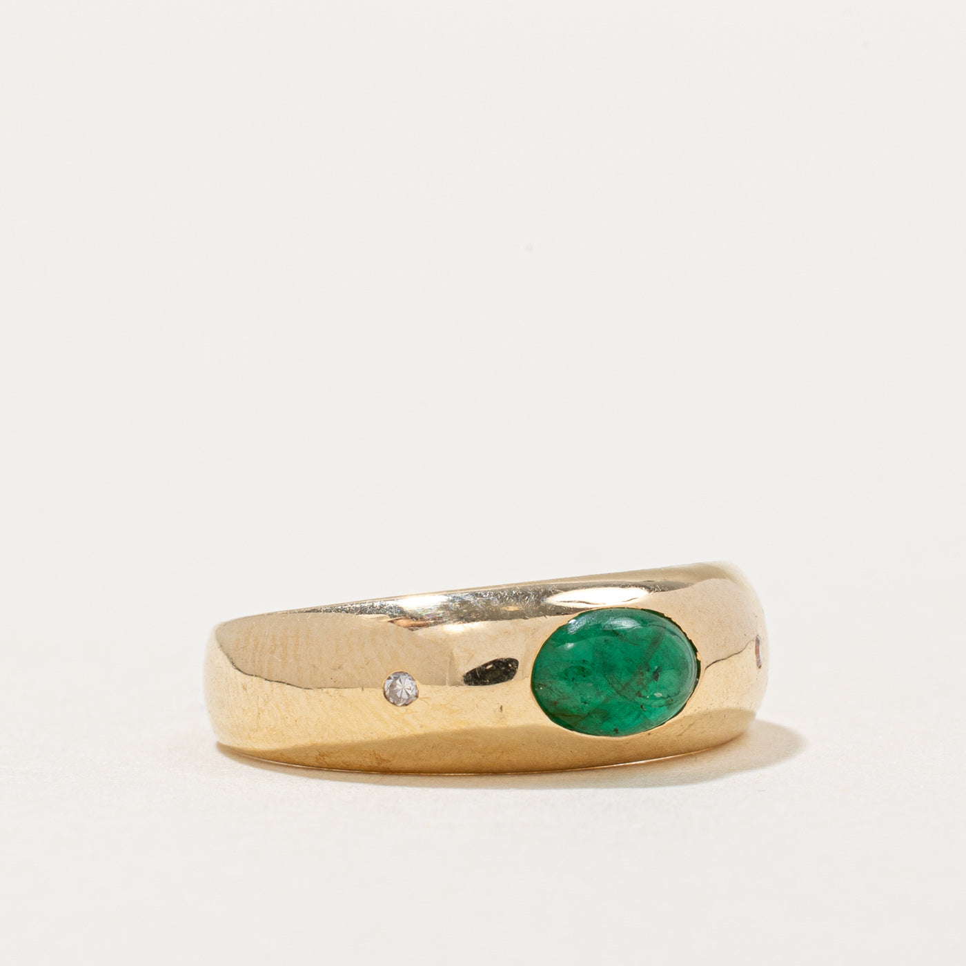 Bague émeraude et diamants | 0,39 ct, 0,01 ct au total | Taille 4,5 |