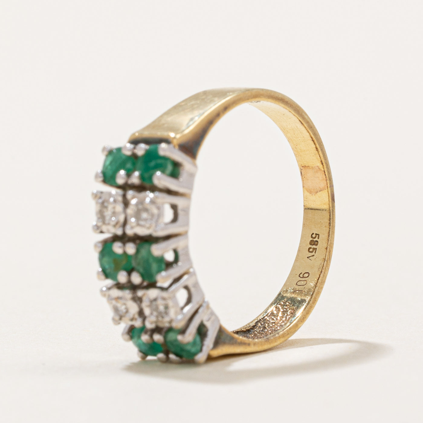 Emerald & Diamond Ring | 0.10ctw, 0.04ctw | SZ 4 |
