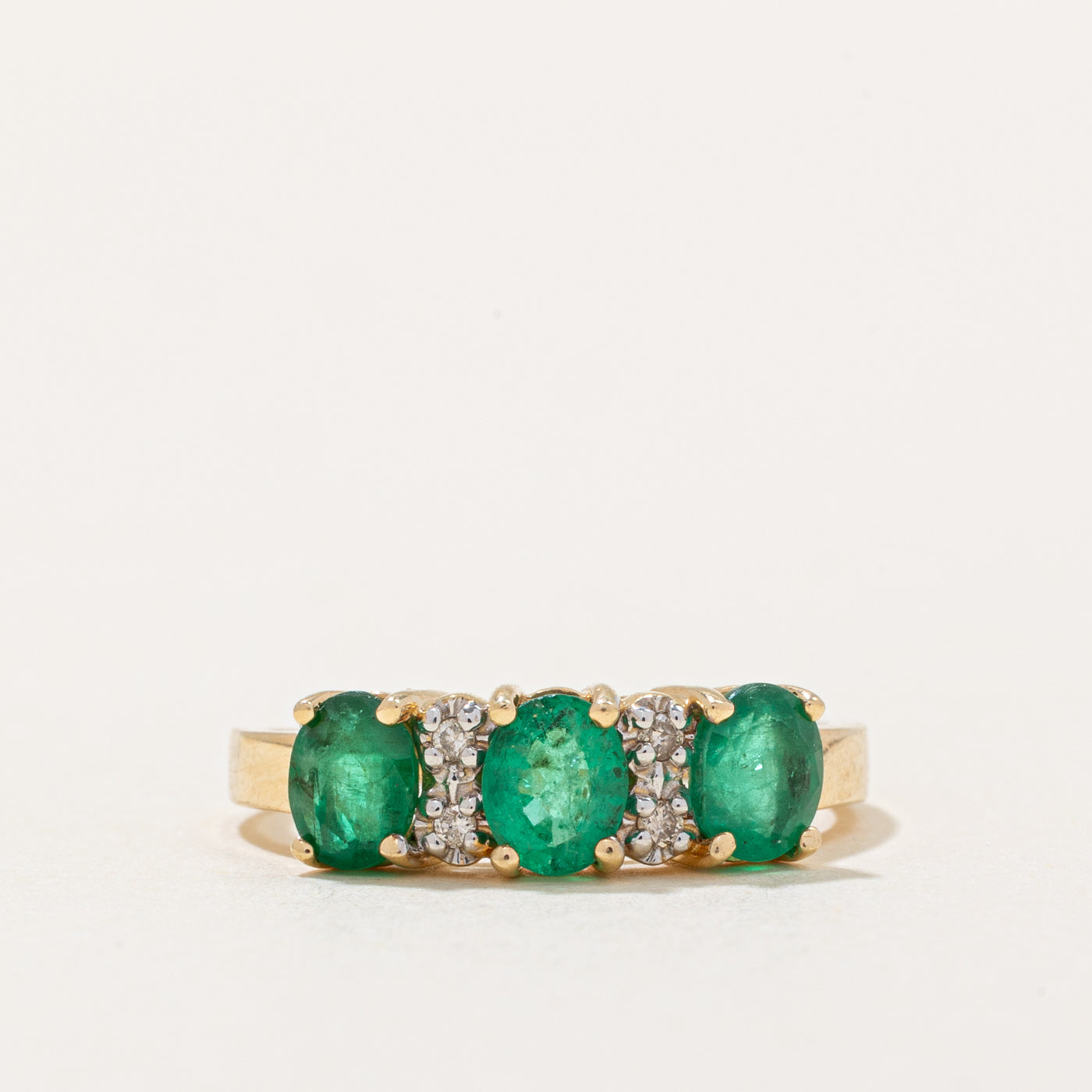 Emerald & Diamond Ring | 0.86ctw, 0.02ctw | SZ 5.5 |