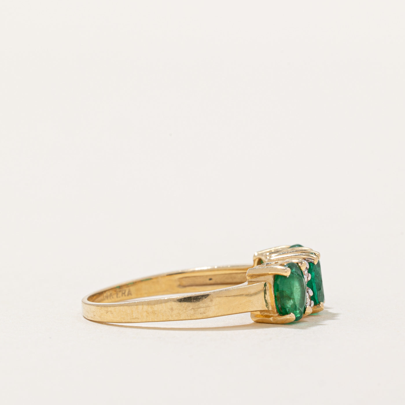 Emerald & Diamond Ring | 0.86ctw, 0.02ctw | SZ 5.5 |