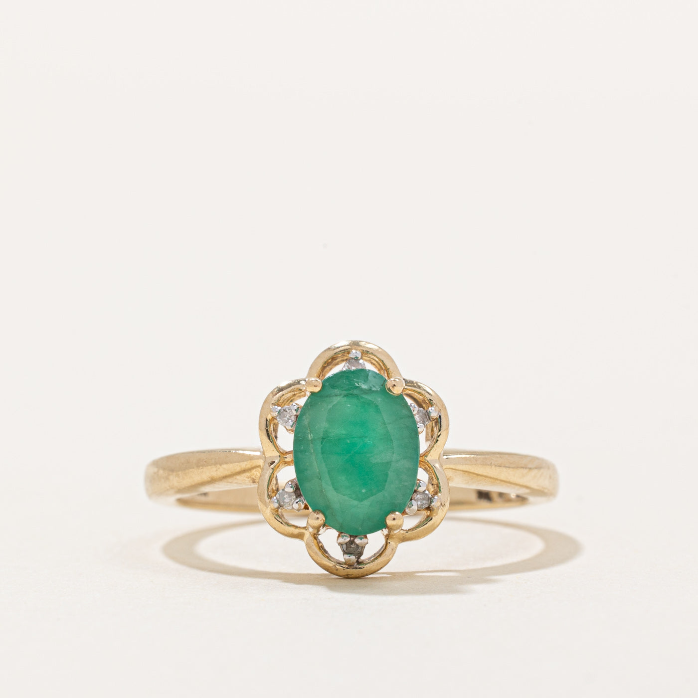 Emerald & Diamond Cocktail Ring | 1.69ct, 0.03ctw | SZ 7.75 |