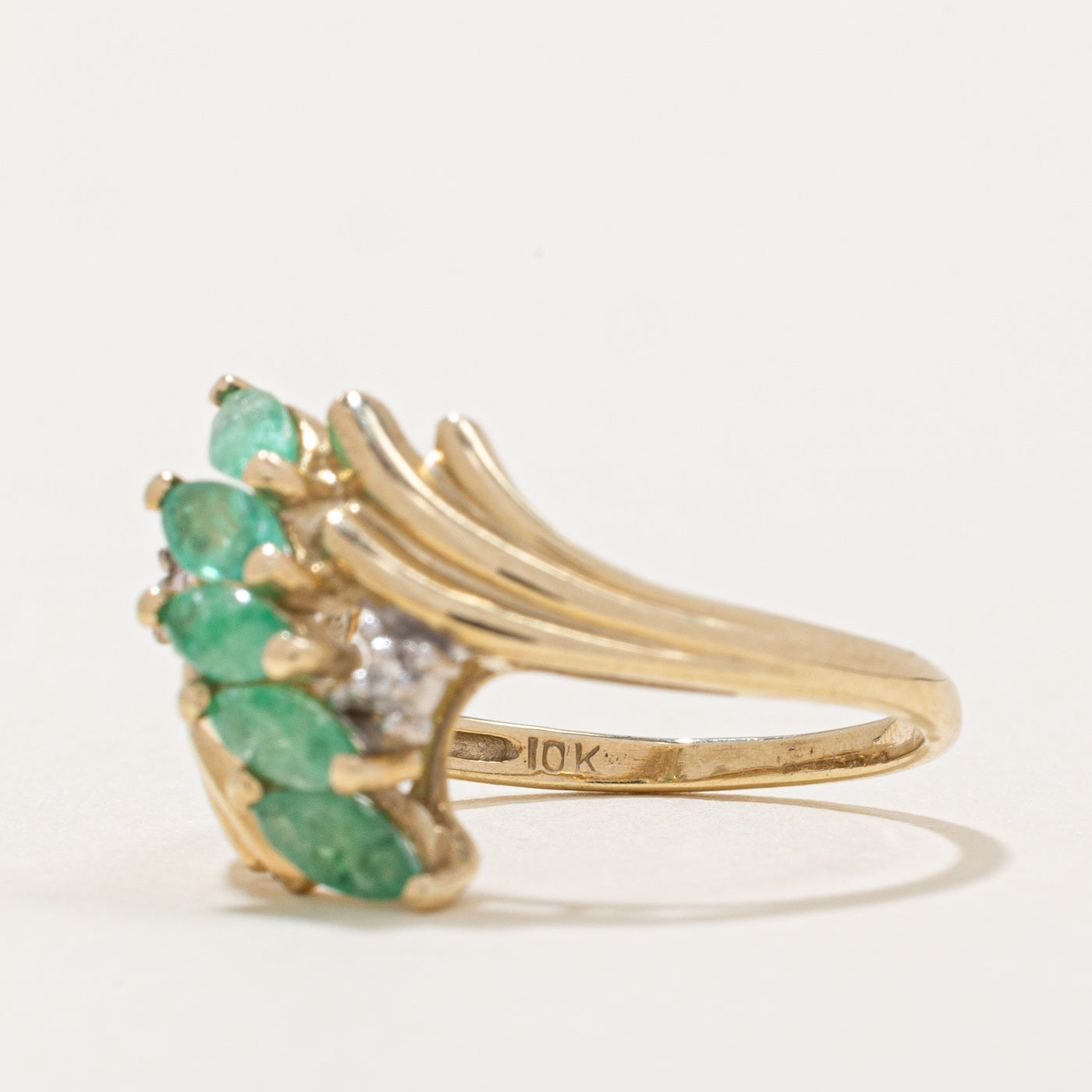 Emerald & Diamond Ring | 0.50ctw, 0.01ctw | SZ 5.5 |
