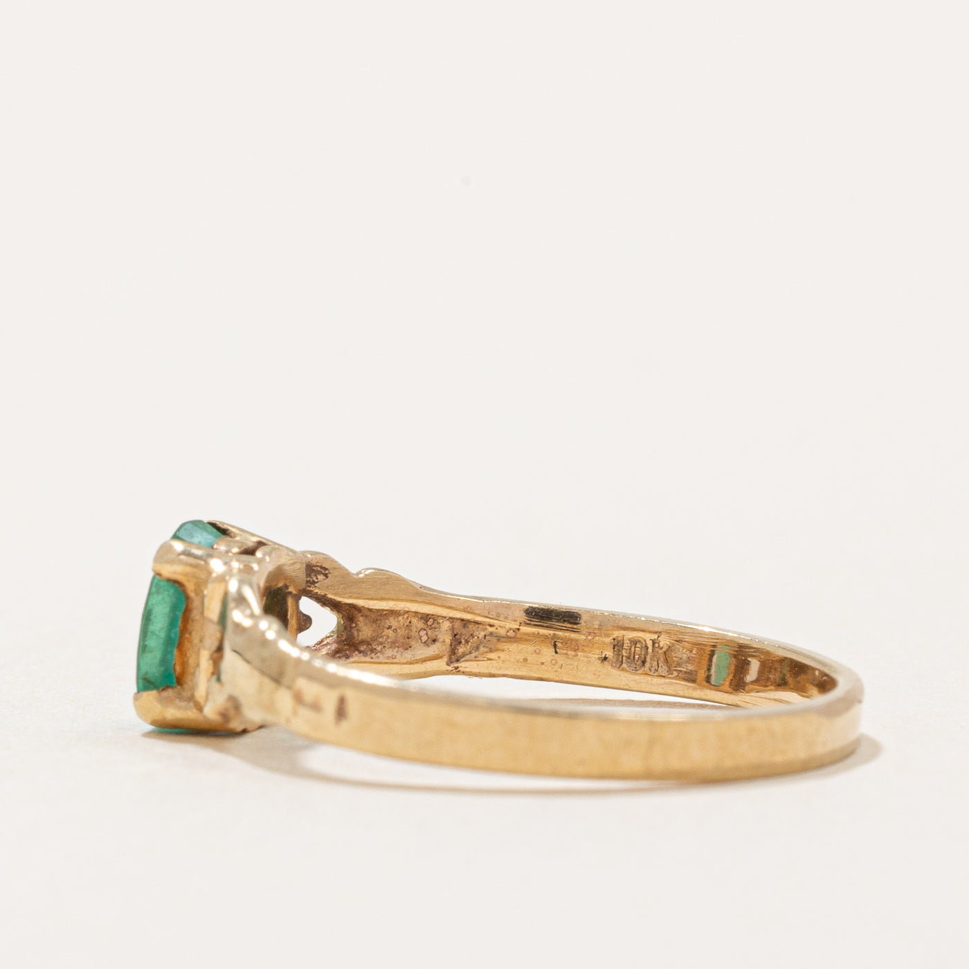 Emerald Ring | 0.30ct | SZ 5.5 |