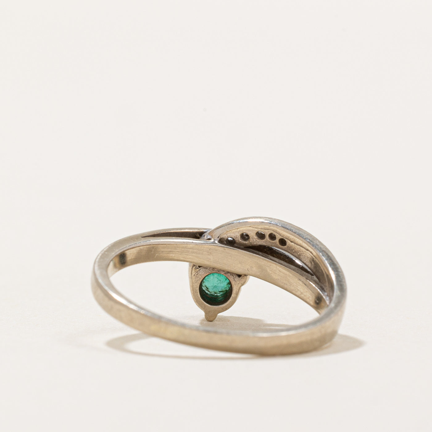 Emerald & Diamond Chevron Ring | 0.17ct, 0.02ctw | SZ 5.25 |