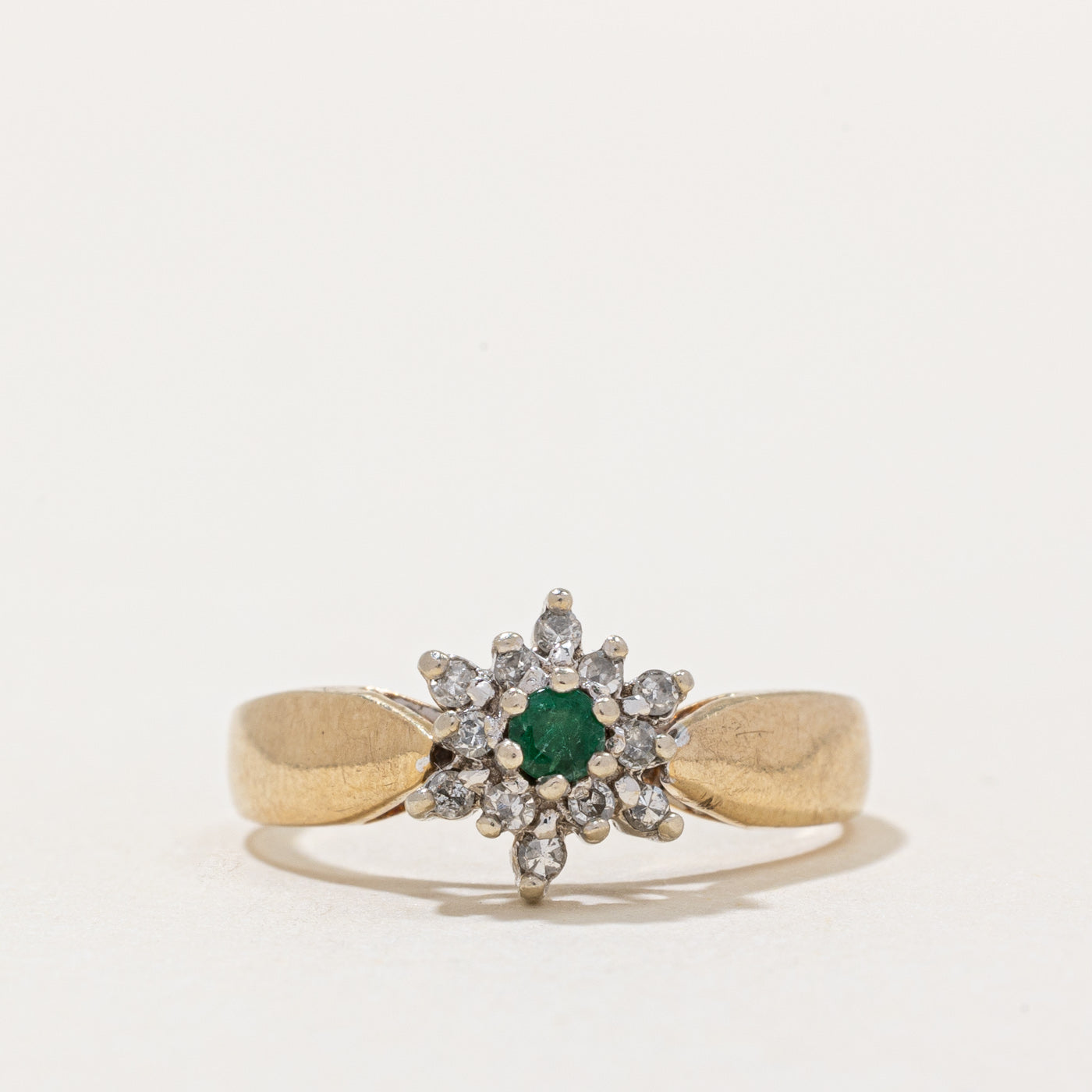 Emerald & Diamond Halo Ring | 0.05ct, 0.10ctw | SZ 6 |