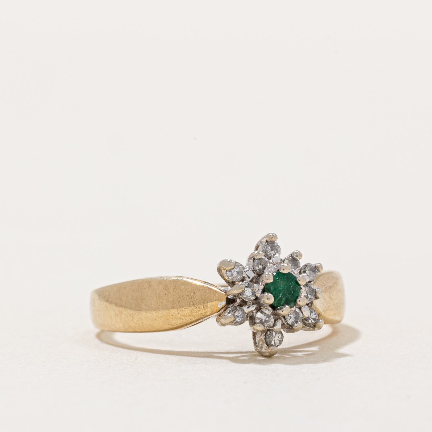 Emerald & Diamond Halo Ring | 0.05ct, 0.10ctw | SZ 6 |